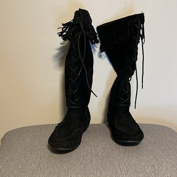 Bamboo Circus 05 Fringe Boots - Picture 2 of 7